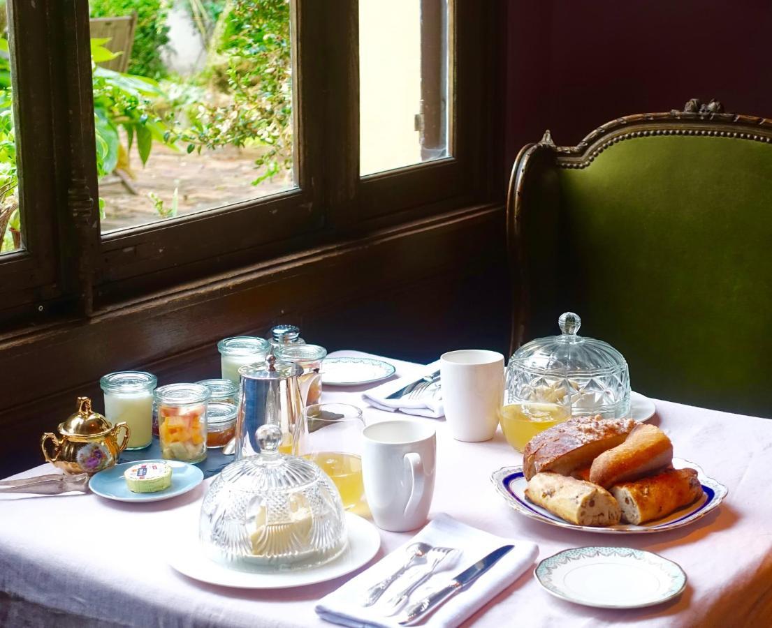 Le Jardin De La Cathedrale Bed & Breakfast Troyes Eksteriør bilde