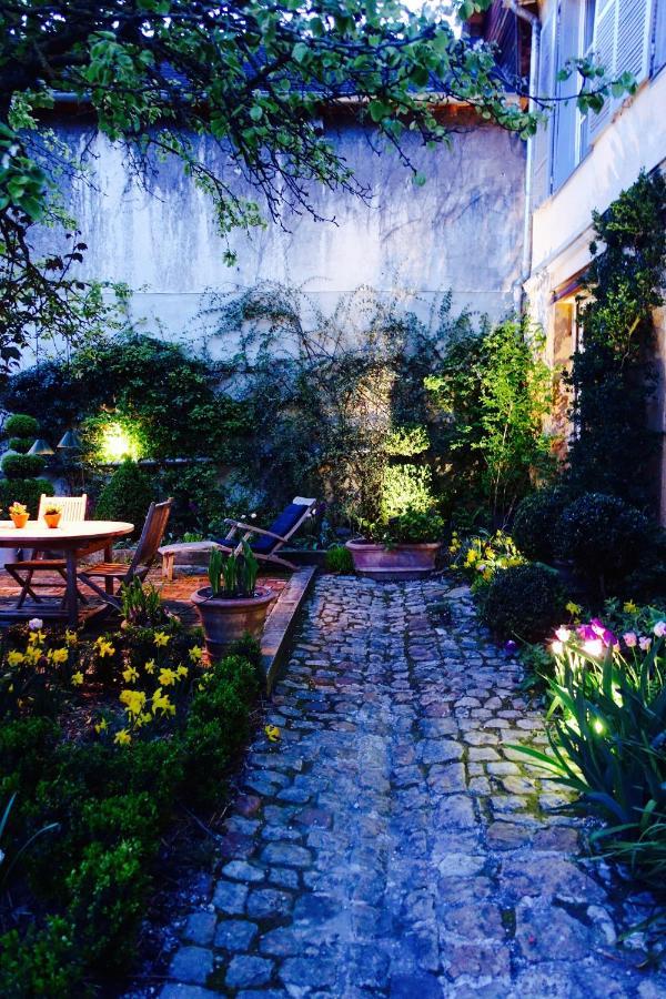 Le Jardin De La Cathedrale Bed & Breakfast Troyes Eksteriør bilde